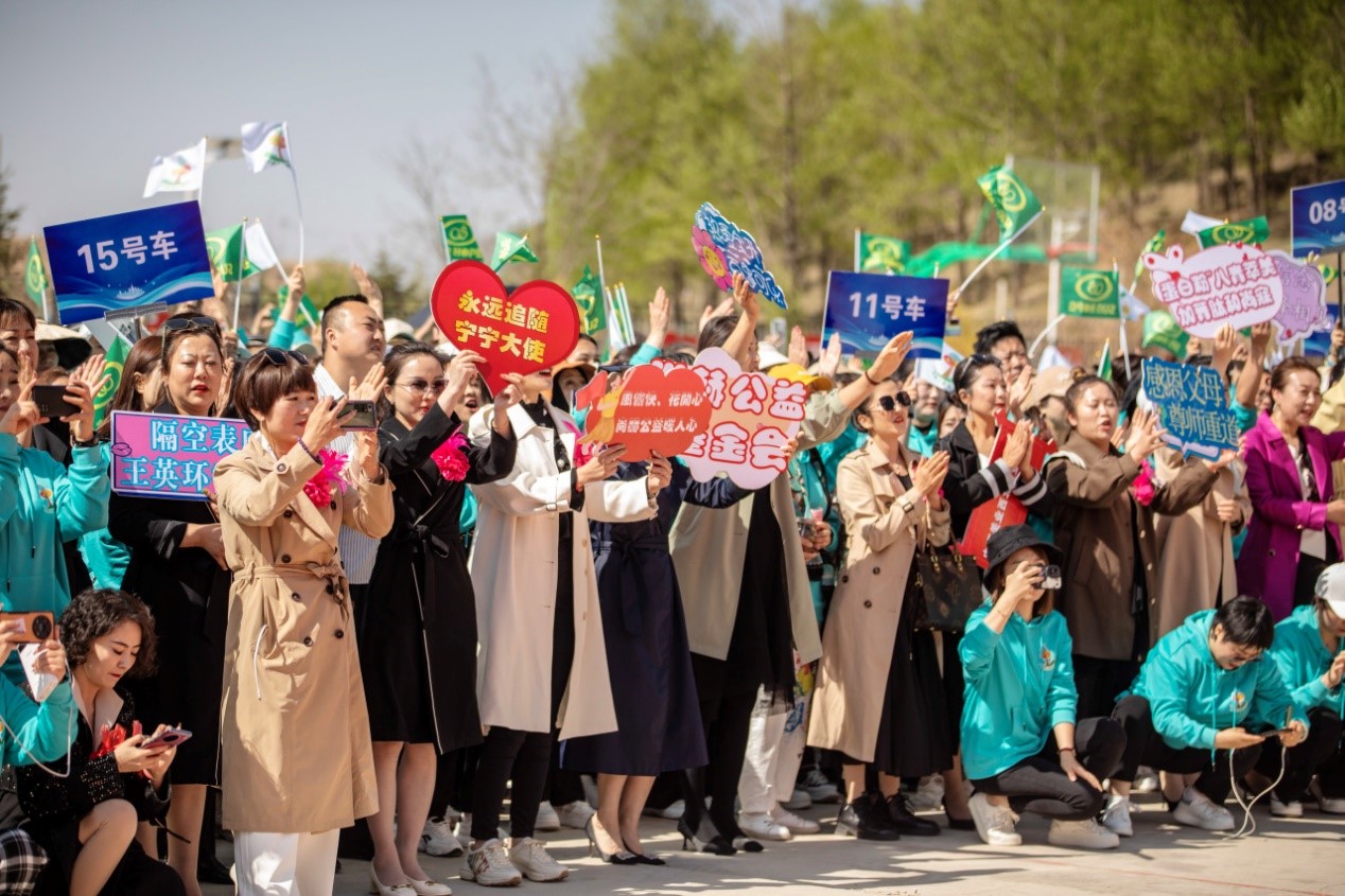 第232所  甘肃省定西市临洮县连湾乐虎手机版(集团)股份有限公司王丽杰初级中学